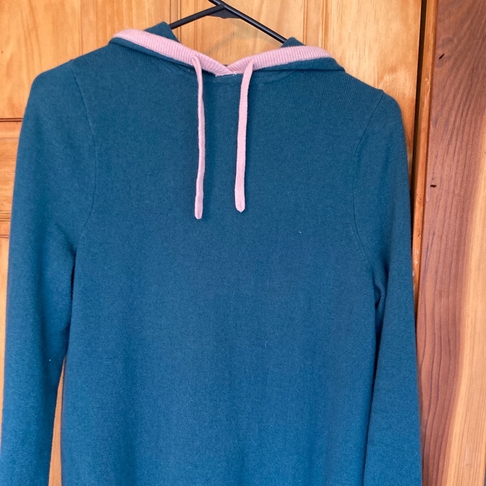 Cashmere hoody